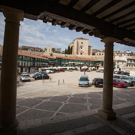 La Casa De Los Soportales Chinchon Luaran gambar