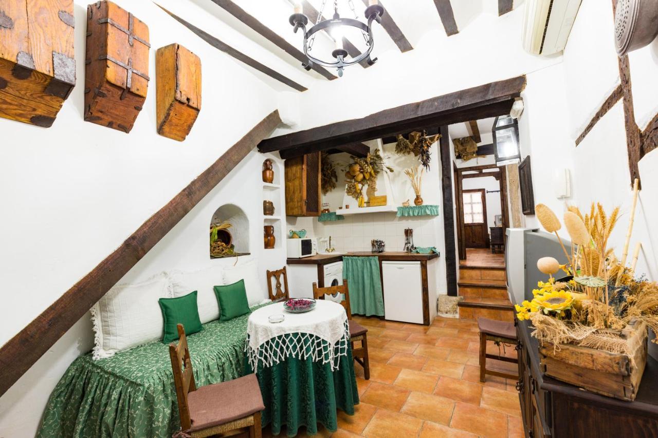 La Casa De Los Soportales Chinchon Luaran gambar